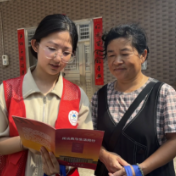 蓝山县司法局开展大学生“送法下乡”暨“利剑护蕾”法治宣传活动