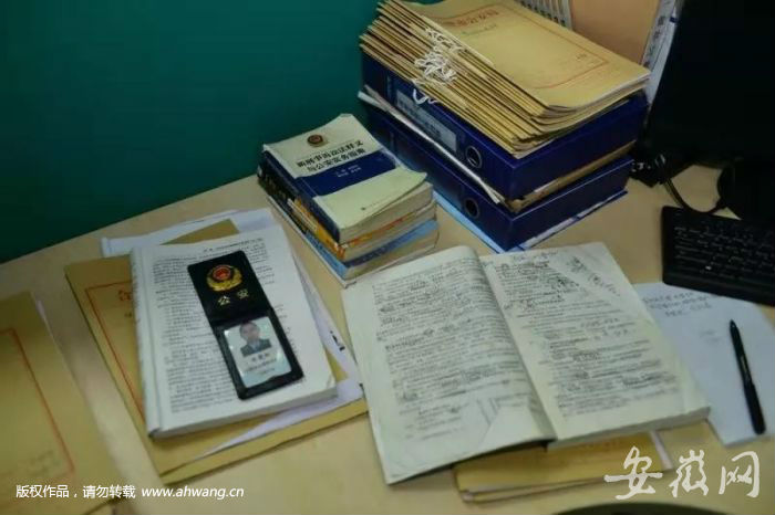 千人送别合肥英雄民警：警员004778 请你归队