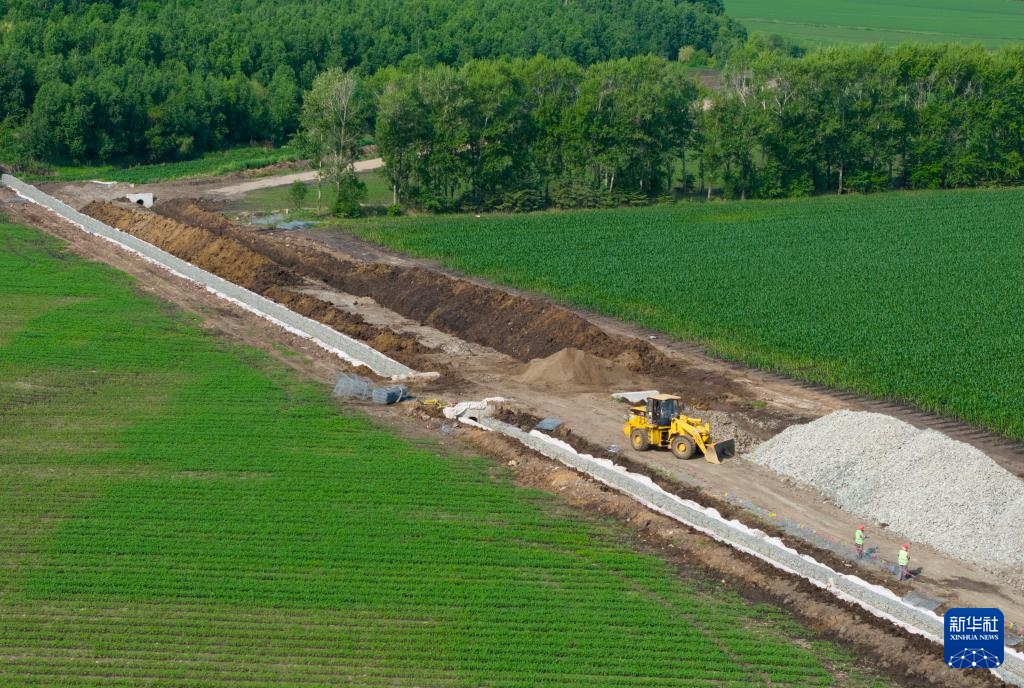 黑龙江垦区：“用养结合”保护黑土地