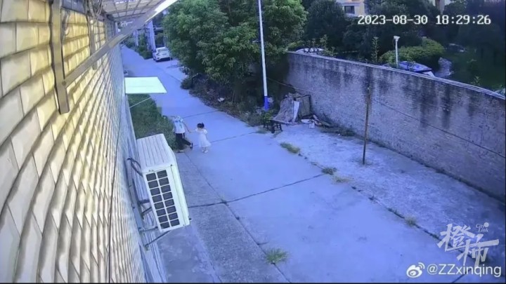 “4岁女童遇害案”作案男孩或已正常上学，女童家属：看到邯郸初中生被害，联想到我的女儿