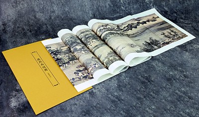 图为近日出版发行的《大运河历史图谱》。江苏省地方志工作办公室供图