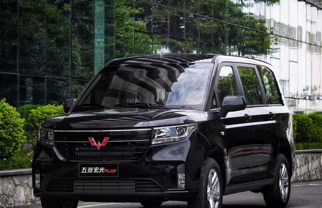 实至名归！五菱获“抗疫先进”称号，2020年五菱还有何成就？