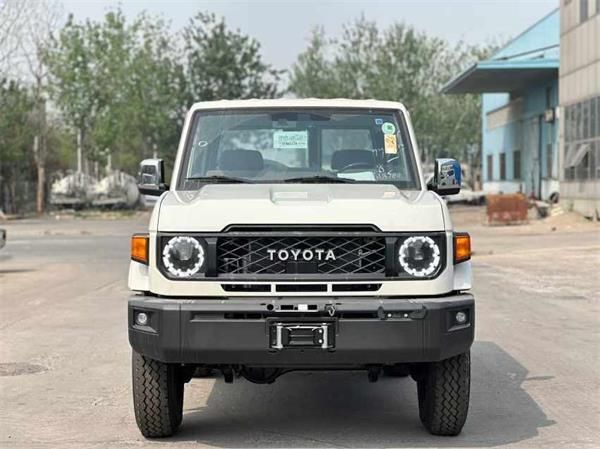 传奇经典,越野瑰宝——2024 款丰田 LC71