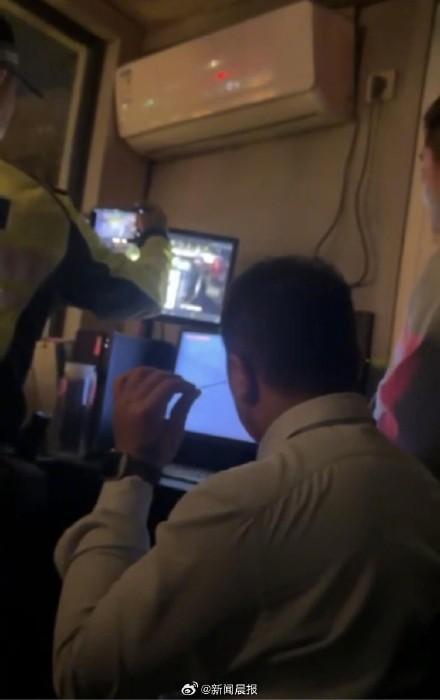 豪车车主因赖账被代驾举报酒驾 5元停车费引发风波