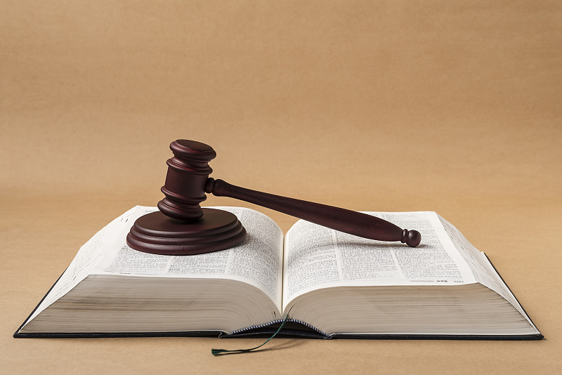 带木槌和法律书籍的法律概念摄影图片下载