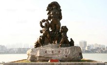 惠州客家女雕塑