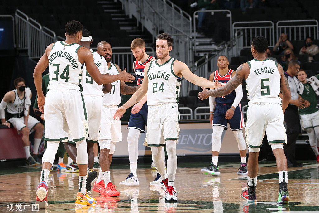 【NBA】综述：雄鹿险胜奇才比尔空砍42分；路威迎里程碑老鹰主场射日