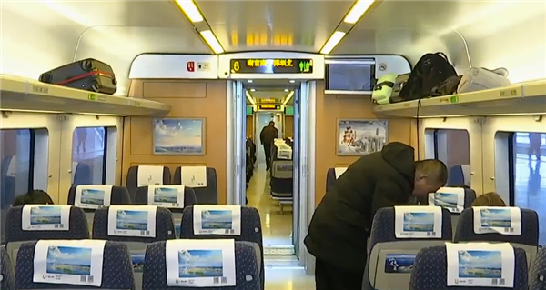 真当监控不存在!坐高铁上个厕所1万多的电脑没了:男子火速被抓