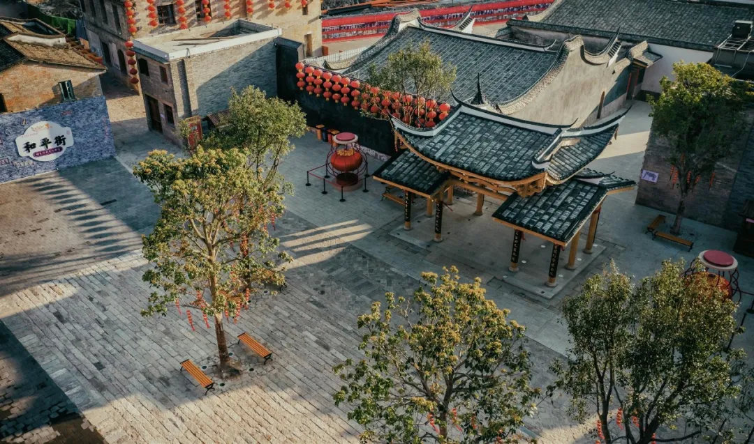 和平街 陈铭清|摄