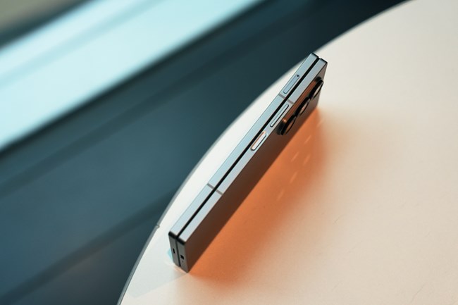 智能AI 轻薄身姿 三星Galaxy Z Fold6评测