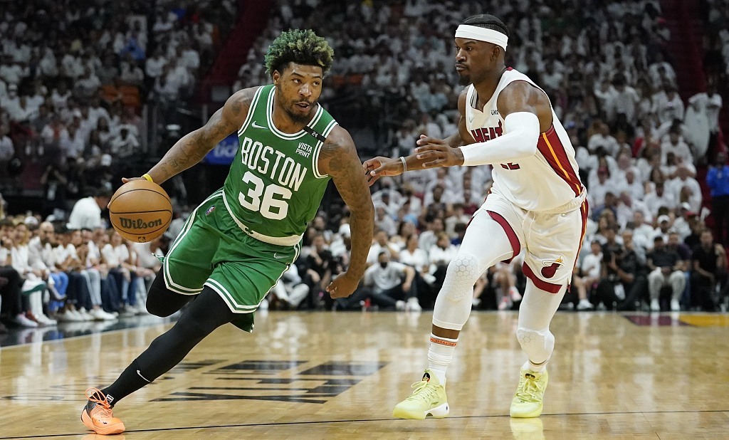 【NBA综述】东决G2：扳平！斯马特准三双绿军轻取热火，巴特勒空砍29分