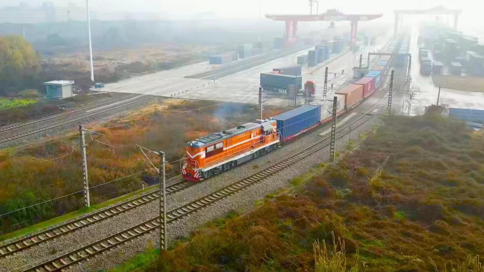 正月初五 湖北武汉开出龙年首趟中欧班列