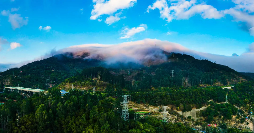 六平山 陈志雄|摄