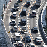 赤羽から環八を使って車で羽田にいくと、どれくらいかかりますか？ 平日の、午後１時半に到着するには

何時に出れば間に合いますか？

よろしければ教えてください