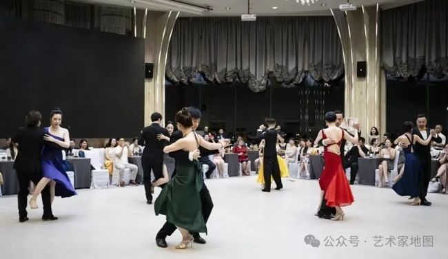 《星辰与大海》中法画家双人展将于12月1日在上海西摩公馆揭开序幕!