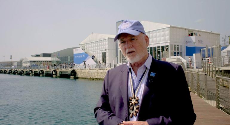 联合国秘书长海洋问题特别代表彼得·汤姆森接受《联合国新闻》采访。