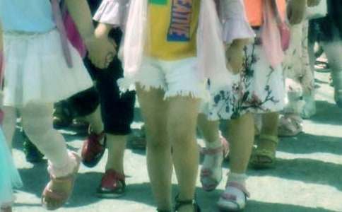 小学生法制宣传广播稿范文(通用10篇)